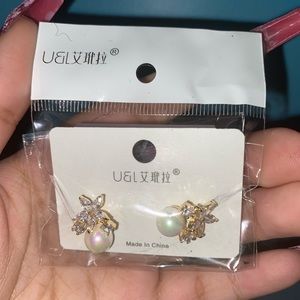 Pearl n diamond studded earnings